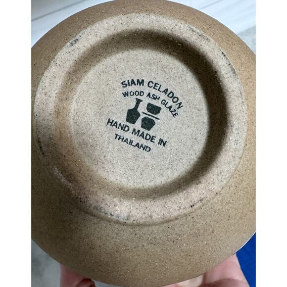 Vintage Rare Siam Celadon Thailand Pottery Wood Ash Glaze Bowl Metal Rim Pig NOS - Picture 14 of 14